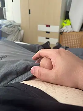 germanboy3 online show from April 25, 2026, 11:46 am