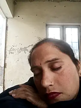 Raanieoy012 online show from March 27, 2026, 5:05 am