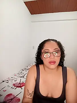 Snapshot of DayanRise chatting on April 8, 2026, 12:34 am DayanRise online show from April 8, 2026, 12:34 am