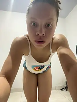 jhully hot online show from April 28, 2026, 10:19 am