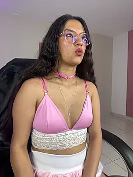 babylexi18 online show from April 29, 2026, 7:31 pm