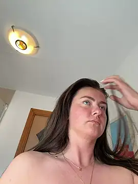 Snapshot of LolaSkyee chatting on May 16, 2026, 2:38 pm LolaSkyee online show from May 16, 2026, 2:38 pm