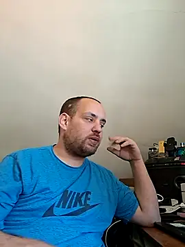 Snapshot of fettgail-0507 chatting on April 25, 2026, 11:24 am fettgail-0507 online show from April 25, 2026, 11:24 am