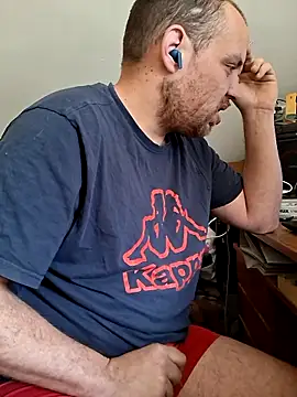 Snapshot of fettgail-0507 chatting on April 28, 2026, 11:03 am fettgail-0507 online show from April 28, 2026, 11:03 am