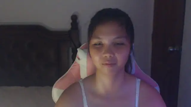 Snapshot of sweet_21_1 chatting on July 25, 2026, 5:30 pm sweet 21 1 online show from July 25, 2026, 5:30 pm