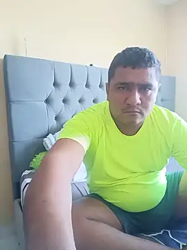 luis20212 online show from June 27, 2026, 5:08 pm