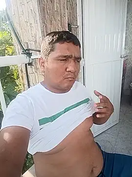 luis20212 online show from May 10, 2026, 9:16 pm