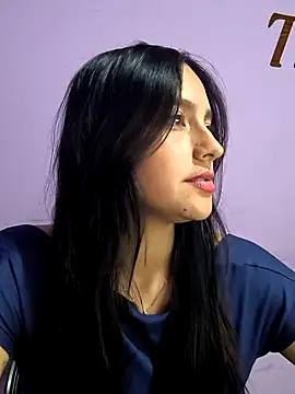 Snapshot of SophiaCastro09_ chatting on April 13, 2026, 10:36 pm SophiaCastro09 online show from April 13, 2026, 10:36 pm