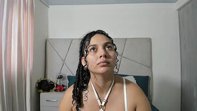 Snapshot of VeraBellucci chatting on April 9, 2026, 11:27 am VeraBellucci online show from April 9, 2026, 11:27 am