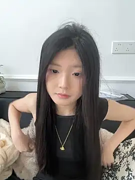 Snapshot of YouMi18 chatting on April 1, 2026, 3:52 am YouMi18 online show from April 1, 2026, 3:52 am