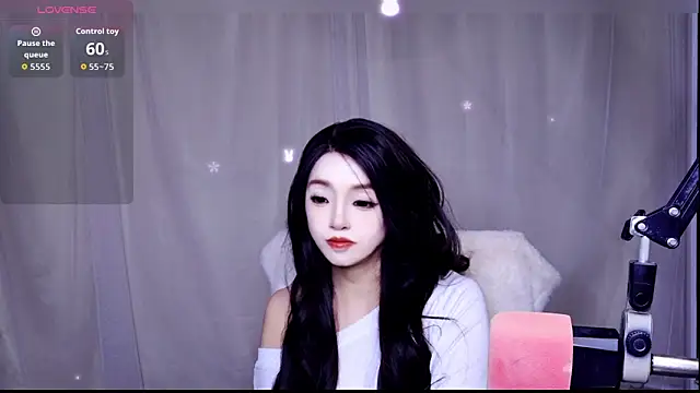 Snapshot of Cuviee chatting on March 31, 2026, 11:12 am Cuviee online show from March 31, 2026, 11:12 am
