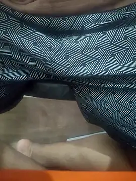 sweetcock180 online show from April 26, 2026, 8:22 am