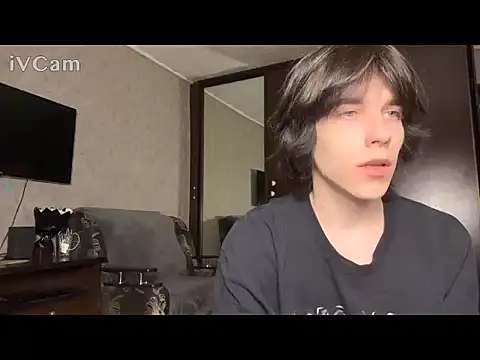 Snapshot of mason_silver chatting on April 10, 2026, 3:30 pm mason silver online show from April 10, 2026, 3:30 pm
