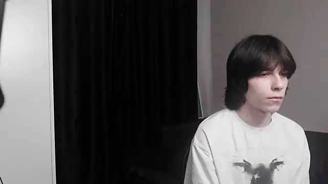 Snapshot of mason_silver chatting on April 24, 2026, 9:44 am mason silver online show from April 24, 2026, 9:44 am