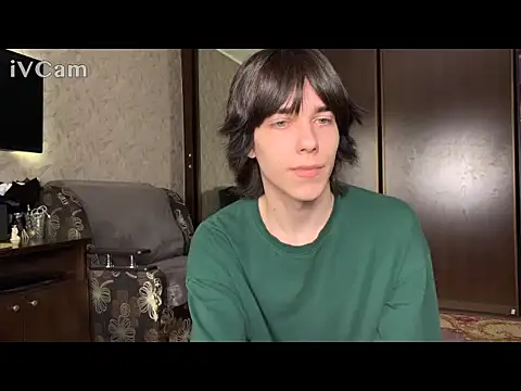 Snapshot of mason_silver chatting on April 8, 2026, 10:17 am mason silver online show from April 8, 2026, 10:17 am