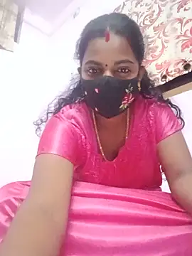 Snapshot of tamilratchasii chatting on June 7, 2026, 4:45 pm tamilratchasii online show from June 7, 2026, 4:45 pm