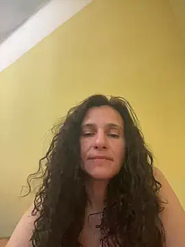 Snapshot of StellaMia263 chatting on June 23, 2026, 8:12 am StellaMia263 online show from June 23, 2026, 8:12 am