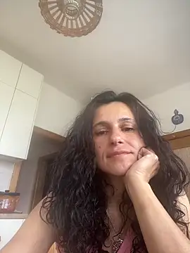 Snapshot of StellaMia263 chatting on June 15, 2026, 11:10 am StellaMia263 online show from June 15, 2026, 11:10 am