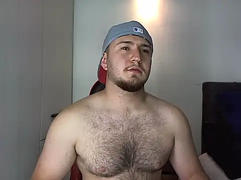 Snapshot of Blake_Wolf1 chatting on May 8, 2026, 10:35 pm Blake Wolf1 online show from May 8, 2026, 10:35 pm