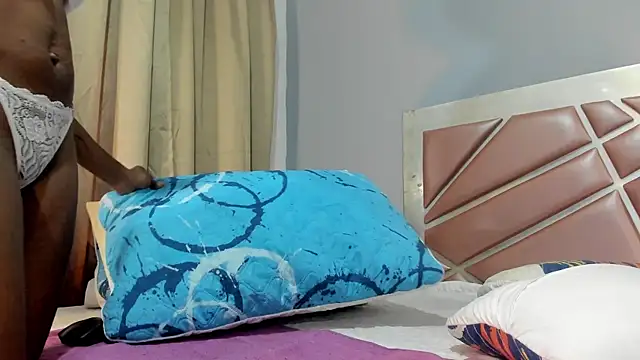 Snapshot of Amy_Jhonnes chatting on April 28, 2026, 7:29 pm Amy Jhonnes online show from April 28, 2026, 7:29 pm