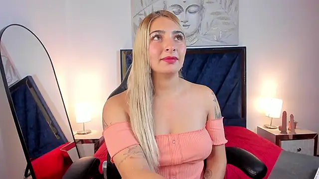 Catalina Osorio online show from May 23, 2026, 11:53 am
