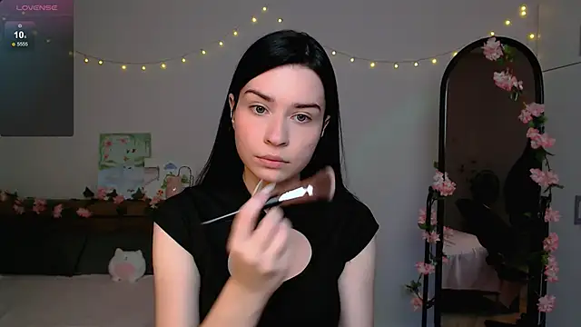 Snapshot of Tina_Charm chatting on June 20, 2026, 6:24 pm Tina Charm online show from June 20, 2026, 6:24 pm