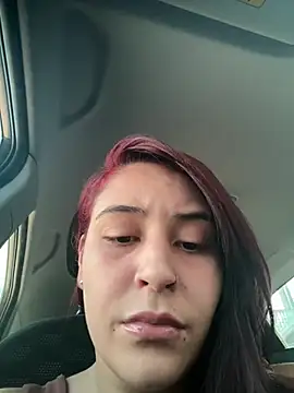 veronicasapequinha online show from April 2, 2026, 11:39 am