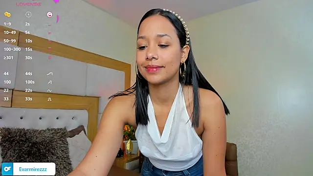 Venezuelan Butt online show from May 18, 2026, 1:27 pm