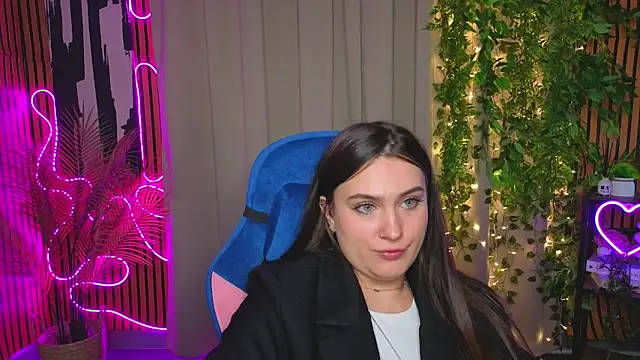 Snapshot of NancyGarrett chatting on April 10, 2026, 5:31 pm NancyGarrett online show from April 10, 2026, 5:31 pm