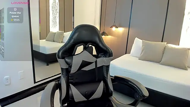 Snapshot of aisha_hart_ chatting on April 10, 2026, 3:02 am aisha hart online show from April 10, 2026, 3:02 am