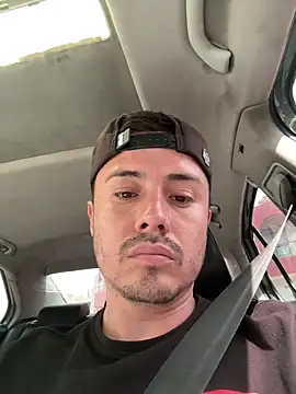 Snapshot of axel_y_greis chatting on March 28, 2026, 5:03 pm axel y greis online show from March 28, 2026, 5:03 pm