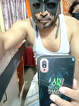 Snapshot of Pujacouple_955 chatting on April 7, 2026, 6:21 pm Pujacouple 955 online show from April 7, 2026, 6:21 pm