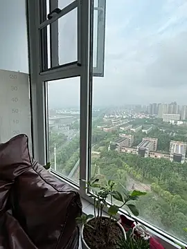 yuanpu0925 online show from May 14, 2026, 12:51 am