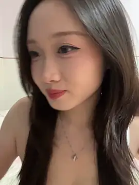 Snapshot of Alice-babyone chatting on May 18, 2026, 4:01 pm Alice-babyone online show from May 18, 2026, 4:01 pm