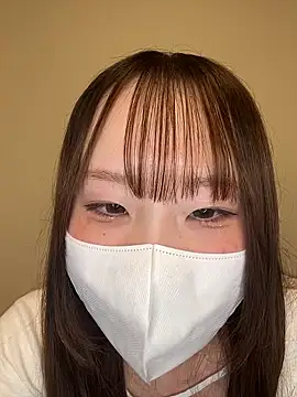 moechan mero online show from May 7, 2026, 9:56 am
