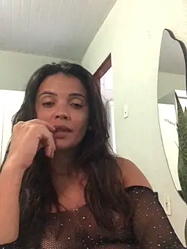 Christine luvv online show from April 7, 2026, 7:04 pm