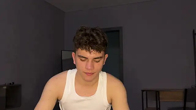 Snapshot of MaxWoolf chatting on May 9, 2026, 2:53 pm MaxWoolf online show from May 9, 2026, 2:53 pm