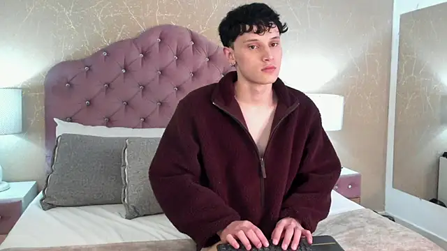 LephyStar online show from April 6, 2026, 3:35 am