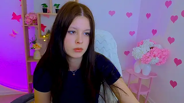 Snapshot of EvaOnyx chatting on April 16, 2026, 9:39 pm EvaOnyx online show from April 16, 2026, 9:39 pm