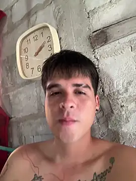 davidjan1996 online show from May 15, 2026, 3:54 pm
