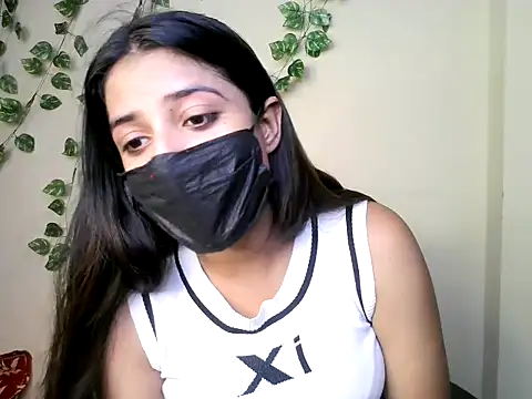 Snapshot of NANCY_OBEROYE chatting on May 28, 2026, 8:44 am NANCY OBEROYE online show from May 28, 2026, 8:44 am