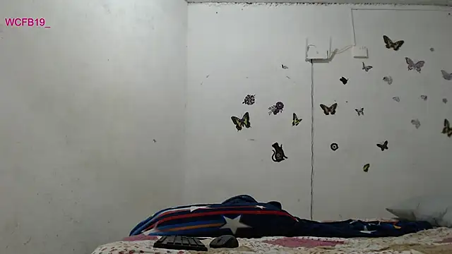 Snapshot of BarbieNaughtyTS chatting on April 30, 2026, 9:19 pm BarbieNaughtyTS online show from April 30, 2026, 9:19 pm