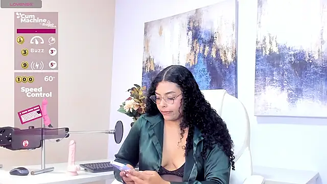 Snapshot of scarlett__2 chatting on April 23, 2026, 8:32 pm scarlett 2 online show from April 23, 2026, 8:32 pm