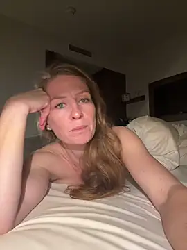 Snapshot of Goetterhuhn chatting on March 28, 2026, 10:11 pm Goetterhuhn online show from March 28, 2026, 10:11 pm