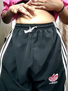 Pinky-hot11 online show from March 29, 2026, 7:32 am