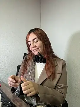 Snapshot of Vanessablazee chatting on April 8, 2026, 1:12 pm Vanessablazee online show from April 8, 2026, 1:12 pm