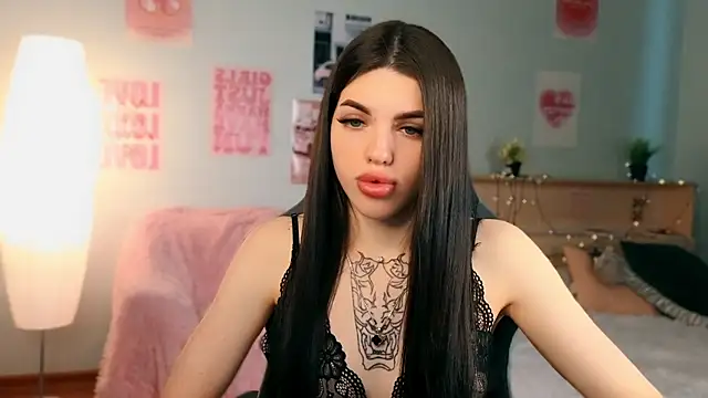 molly rettyy online show from May 16, 2026, 4:22 am