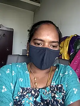 Snapshot of Tamil_Sangeetha chatting on May 3, 2026, 5:34 am Tamil Sangeetha online show from May 3, 2026, 5:34 am