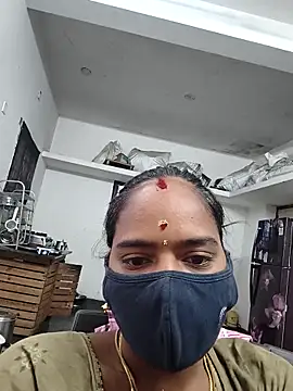 Snapshot of Tamil_Sangeetha chatting on April 28, 2026, 12:42 am Tamil Sangeetha online show from April 28, 2026, 12:42 am