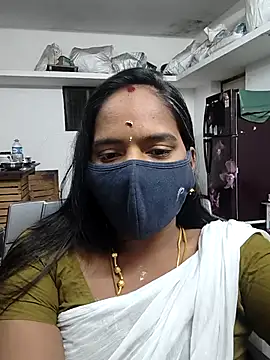 Snapshot of Tamil_Sangeetha chatting on April 28, 2026, 6:45 pm Tamil Sangeetha online show from April 28, 2026, 6:45 pm